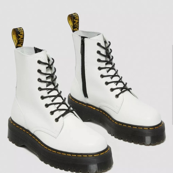 Dr Martens Jadon Boot Leather Platforms White Air Wair Women’s 8 EU 39 Men’s 7 - Picture 1 of 7